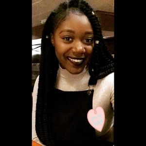 Meet your Posher, Imani